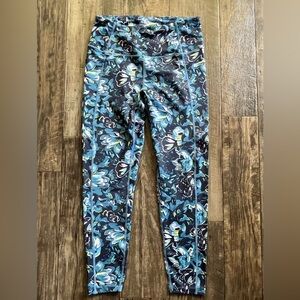 Layers Leggings Floral Blue and Black Leggings size M🌴